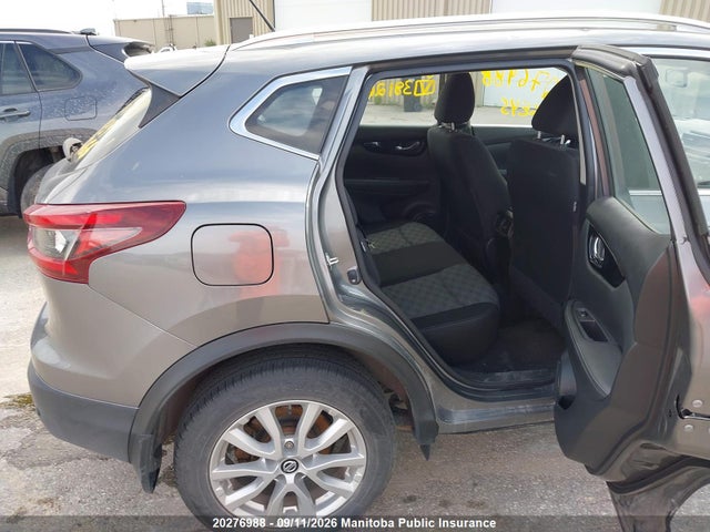 JN1BJ1CW0LW381266 Nissan Qashqai Sv