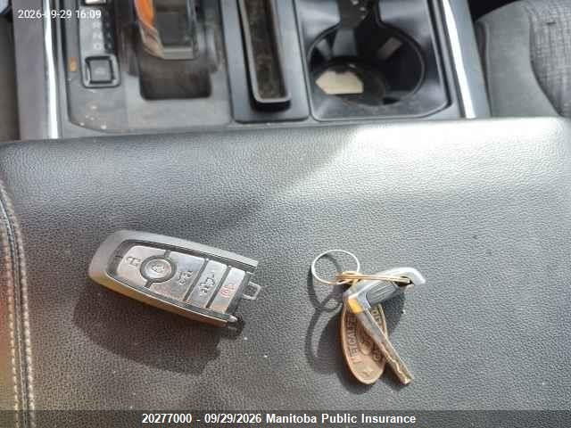 20277000 :رقم المزاد ، 1FTVW1EV6PWG14427 vin ، 2023 Ford F150 Lightning Lariat Supercrw مزاد بيع