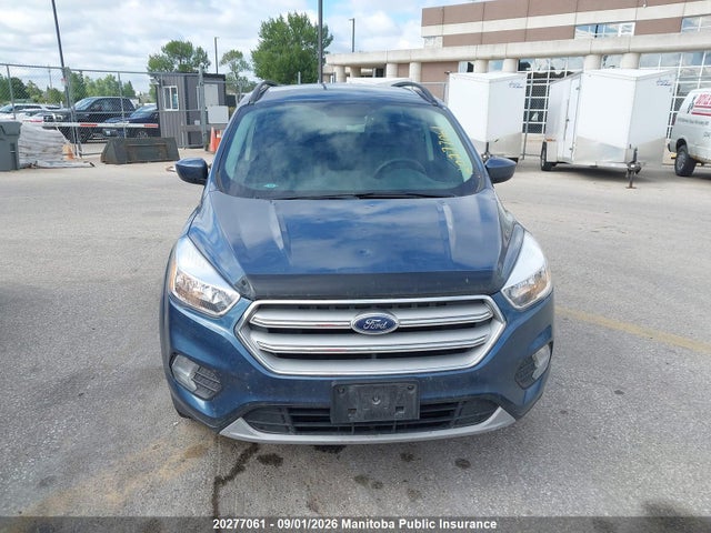 Продаж на аукціоні авто 2018 Ford Escape Se, vin: 1FMCU9GD1JUC52070, номер лоту: 20277061