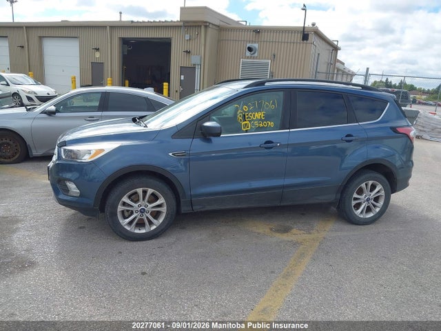 Продаж на аукціоні авто 2018 Ford Escape Se, vin: 1FMCU9GD1JUC52070, номер лоту: 20277061