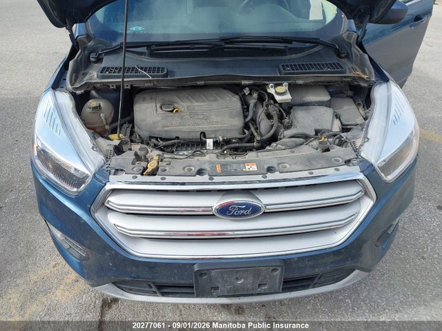 Продаж на аукціоні авто 2018 Ford Escape Se, vin: 1FMCU9GD1JUC52070, номер лоту: 20277061
