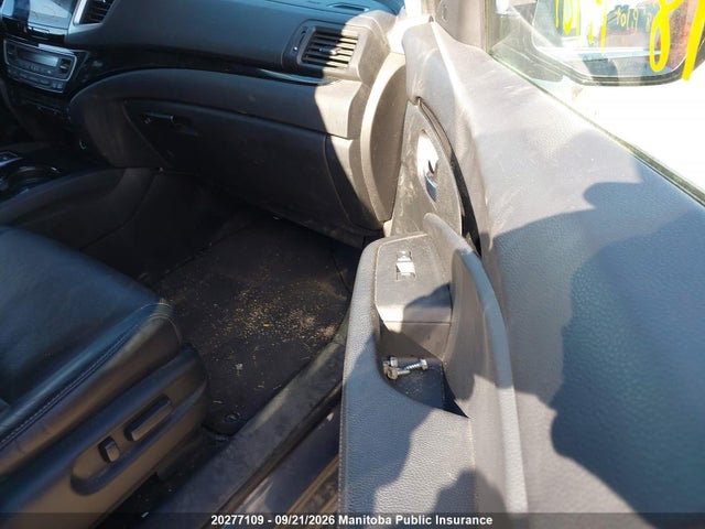 Honda Pilot Touring 2018 5FNYF6H92JB500042 Image 5