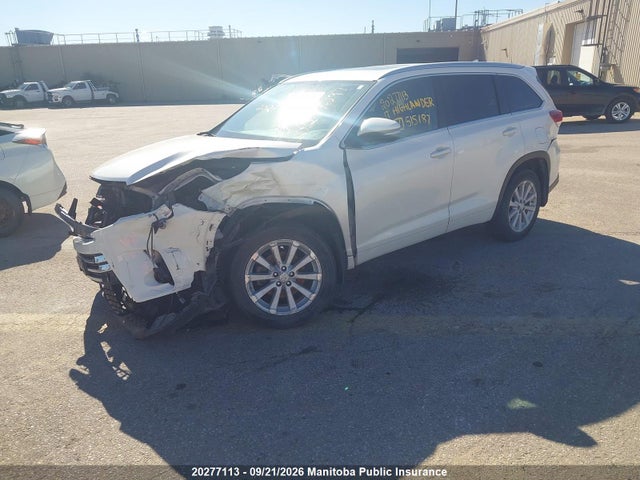 Toyota Highlander Xle V6 2017 5TDJZRFH1HS515187 Image 2