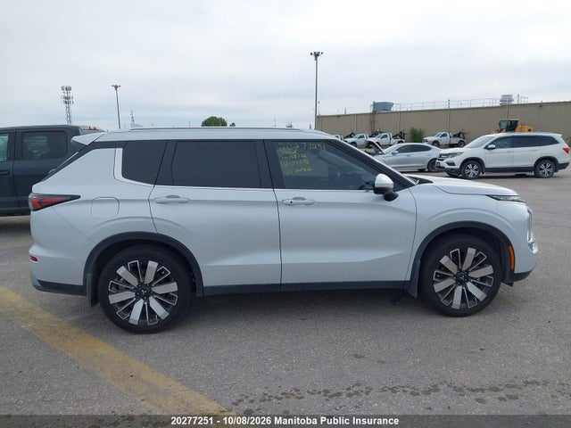 2025 Mitsubishi Outlander Sel მანქანა იყიდება აუქციონზე, vin: JA4J4VA84SZ614438, აუქციონის ნომერი: 20277251