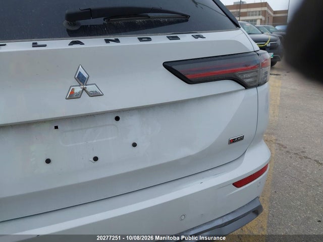 2025 Mitsubishi Outlander Sel მანქანა იყიდება აუქციონზე, vin: JA4J4VA84SZ614438, აუქციონის ნომერი: 20277251