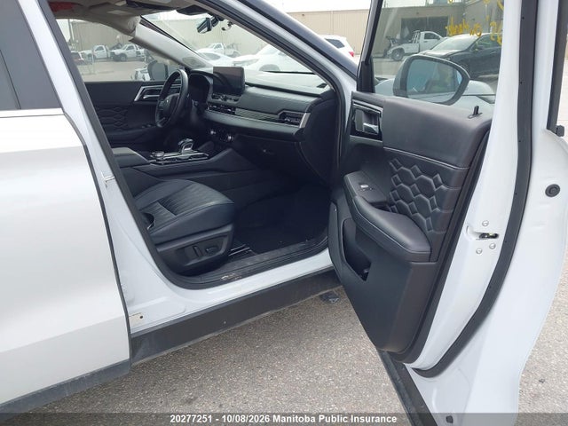 2025 Mitsubishi Outlander Sel მანქანა იყიდება აუქციონზე, vin: JA4J4VA84SZ614438, აუქციონის ნომერი: 20277251