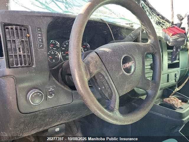 GMC Savana 2500 Cargo Van 2018 1GTW7AFGXJ1312354 Image 7