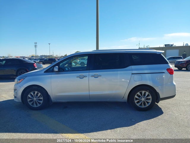 2019 Kia Sedona Lx მანქანა იყიდება აუქციონზე, vin: KNDMB5C13K6467720, აუქციონის ნომერი: 20277524