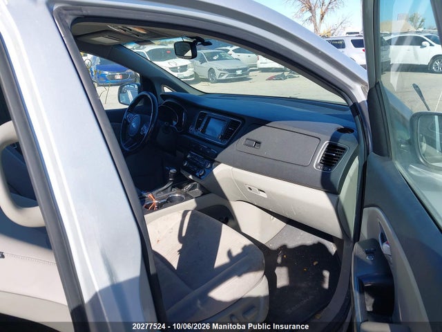 2019 Kia Sedona Lx მანქანა იყიდება აუქციონზე, vin: KNDMB5C13K6467720, აუქციონის ნომერი: 20277524