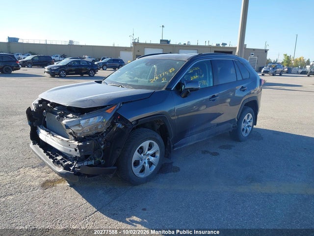 Toyota RAV4 LE 2021 2T3Z1RFV3MC120602 Image 2