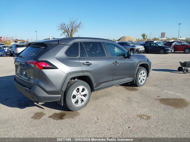 Toyota RAV4 LE 2021 2T3Z1RFV3MC120602 Image 4