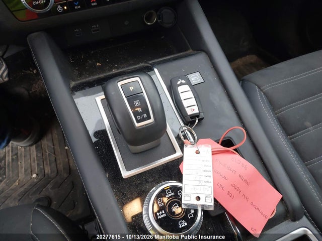 2024 Mitsubishi Outlander Le Hybrid მანქანა იყიდება აუქციონზე, vin: JA4T5VA94RZ621740, აუქციონის ნომერი: 20277615