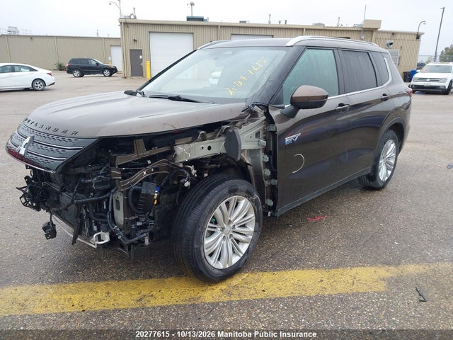 2024 Mitsubishi Outlander Le Hybrid მანქანა იყიდება აუქციონზე, vin: JA4T5VA94RZ621740, აუქციონის ნომერი: 20277615