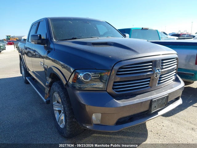 20277634 :رقم المزاد ، 1C6RR7MT2FS533935 vin ، 2015 Dodge Ram 1500 Sport Crew Cab مزاد بيع