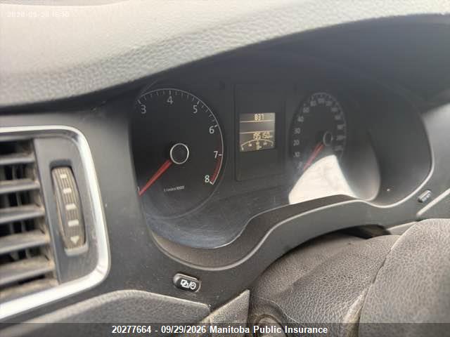 20277664 :رقم المزاد ، 3VW2K7AJ1DM381019 vin ، 2013 Volkswagen Jetta 2.0 مزاد بيع
