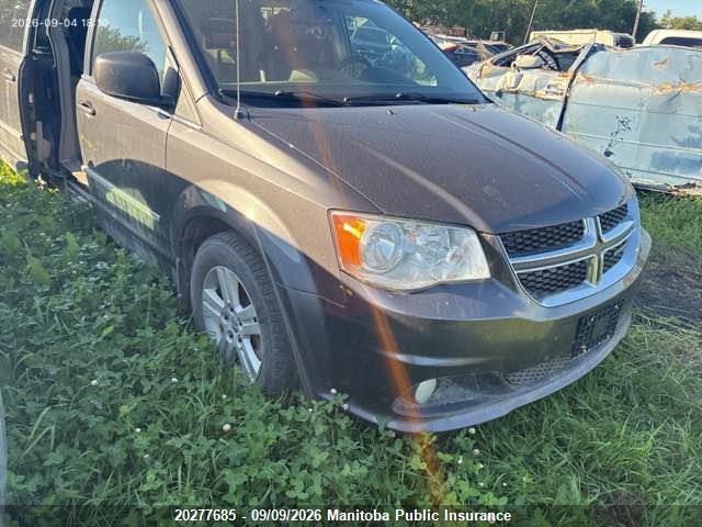20277685 :رقم المزاد ، 2C4RDGDG0FR568002 vin ، 2015 Dodge Grand Caravan Crew مزاد بيع