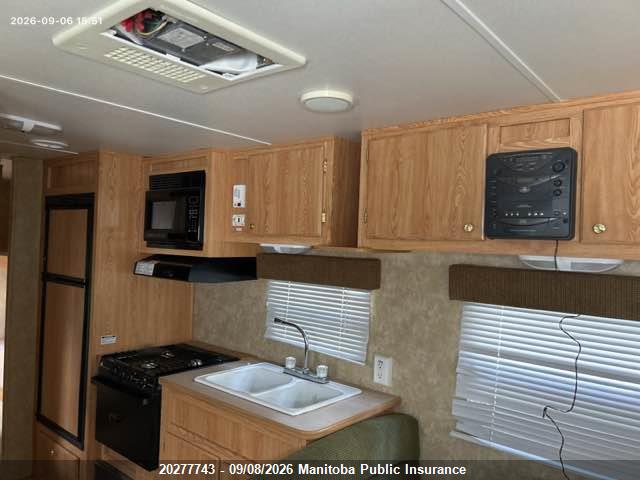 20277743 :رقم المزاد ، 4V0TC312X6F000959 vin ، 2006 Bel Air Trailer مزاد بيع