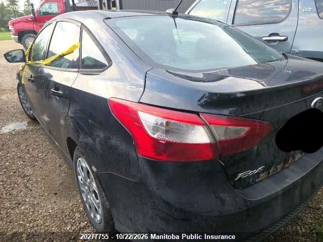Ford FOCUS SE 2014 1FADP3F25EL151631 Image 3