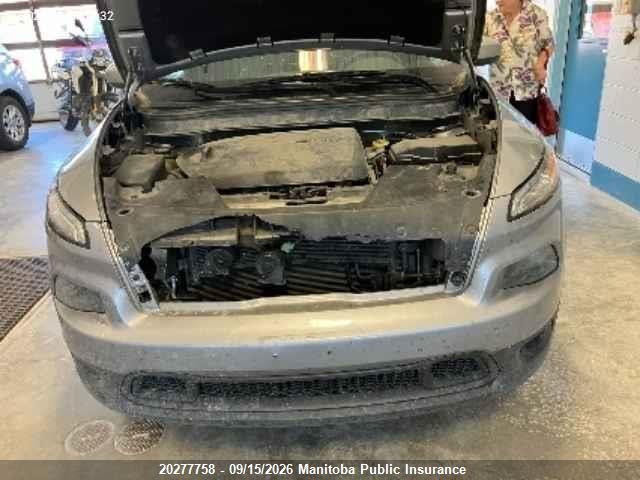 1C4PJMCS5EW145605 Jeep Cherokee North