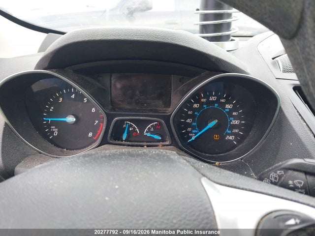 1FMCU0G76FUC17229 Ford ESCAPE SE
