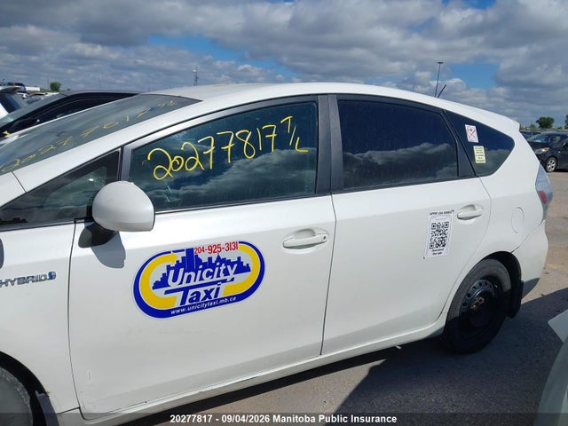 2013 Toyota Prius V მანქანა იყიდება აუქციონზე, vin: JTDZN3EU9D3241503, აუქციონის ნომერი: 20277817