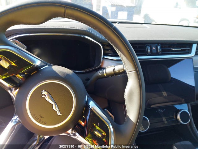 2026 Jaguar F-pace 25t მანქანა იყიდება აუქციონზე, vin: SADCT2EXXTA760901, აუქციონის ნომერი: 20277890