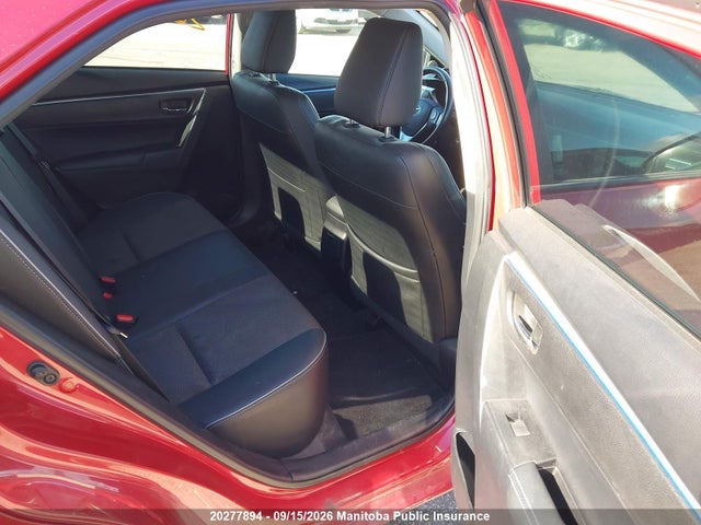20277894 :رقم المزاد ، 2T1BURHEXFC282552 vin ، 2015 Toyota Corolla S مزاد بيع