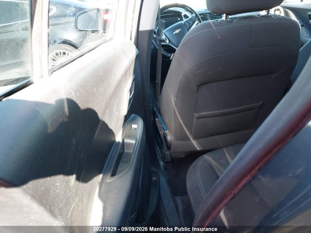 20277929 :رقم المزاد ، 3GNCJRSB7FL146105 vin ، 2015 Chevrolet Trax Lt مزاد بيع