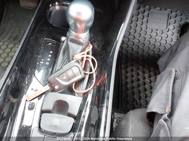 Toyota C-HR XLE 2019 NMTKHMBX8KR074865 Image 10