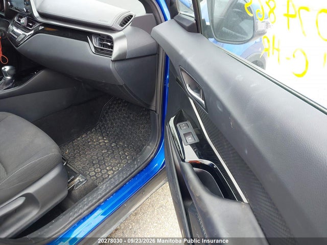 Toyota C-HR XLE 2019 NMTKHMBX8KR074865 Image 5