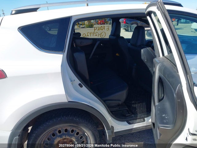2T3JFREV2GW429920 Toyota RAV4 SE