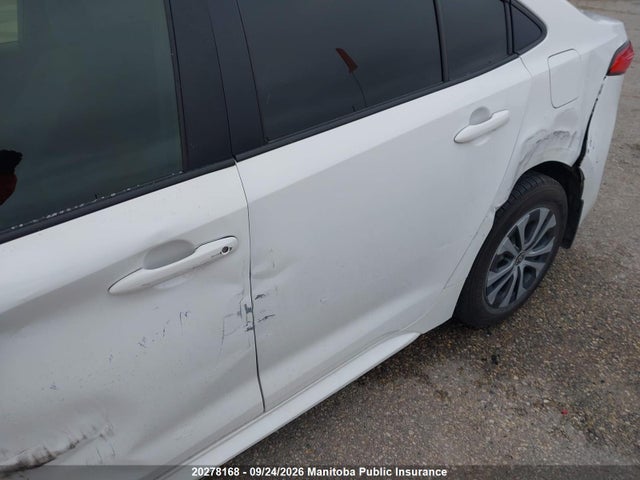 Auction sale of the 2024 Toyota Corolla Le Hybrid, vin: JTDBCMFE3R3051708, lot number: 20278168