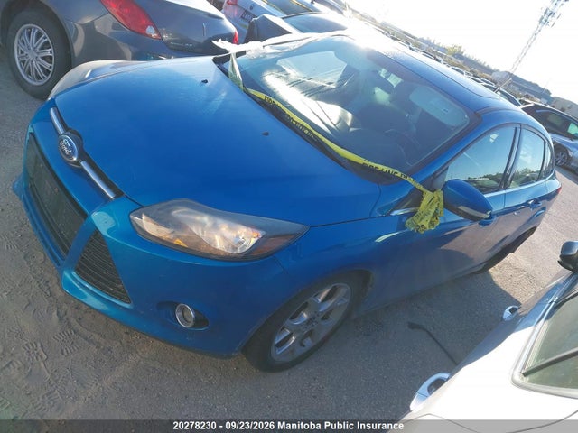 Ford Focus Titanium 2014 1FADP3J22EL273385 Image 2