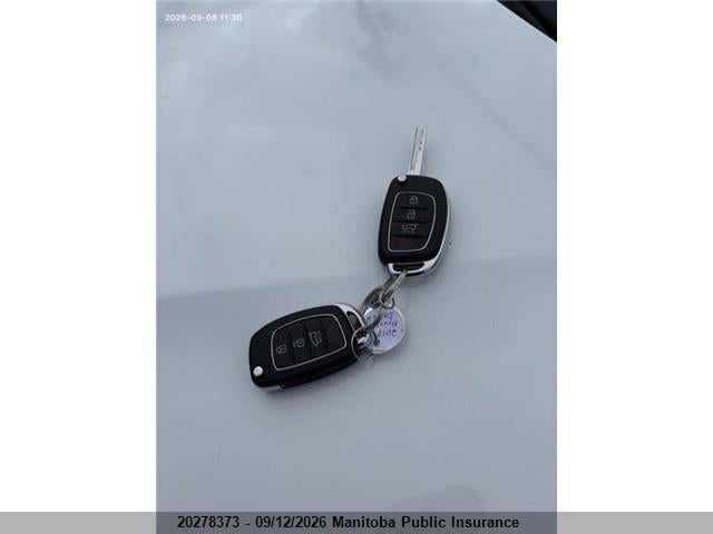 5NMZUDLB8JH094212 Hyundai SANTA FE SPORT