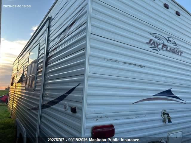 20278707 :رقم المزاد ، 1UJBJ02NX71ES0192 vin ، 2007 Jayco Jayco مزاد بيع