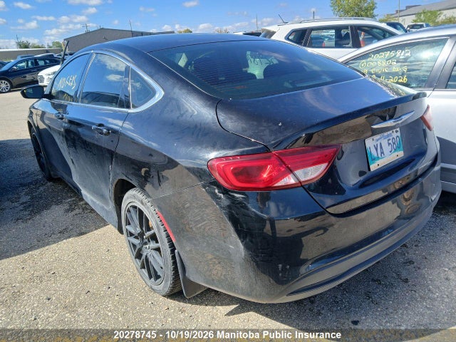 20278745 :رقم المزاد ، 1C3CCCFB4FN557167 vin ، 2015 Chrysler 200 Lx مزاد بيع