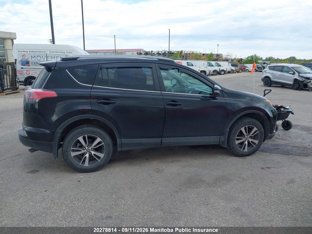 Toyota Rav4 Xle 2018 2T3RFREV4JW857353 Image 13