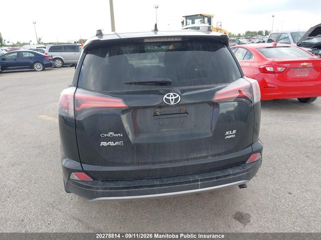 Toyota Rav4 Xle 2018 2T3RFREV4JW857353 Image 16