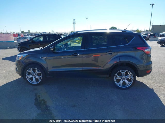 Ford Escape Titanium 2018 1FMCU9J94JUC97153 Image 14