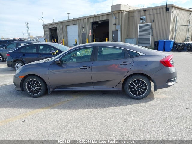 Продажа на аукционе авто 2017 Honda Civic Lx, vin: 2HGFC2F56HH005308, номер лота: 20278921