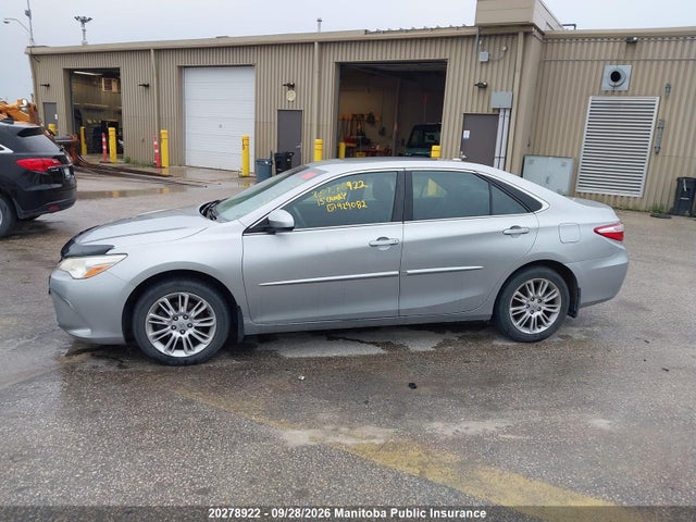 2015 Toyota Camry Le მანქანა იყიდება აუქციონზე, vin: 4T1BF1FKXFU929082, აუქციონის ნომერი: 20278922