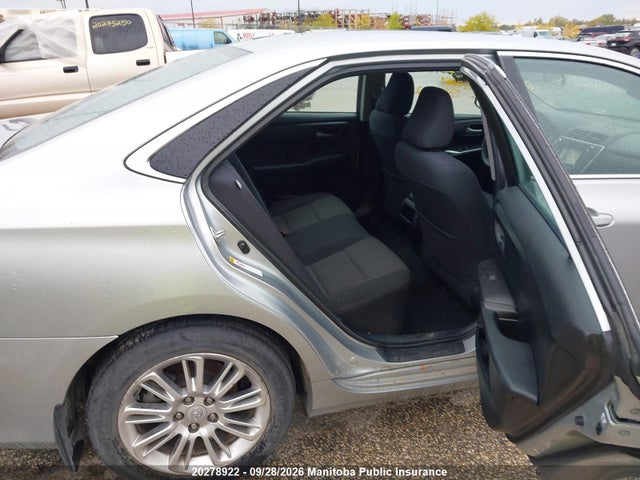 2015 Toyota Camry Le მანქანა იყიდება აუქციონზე, vin: 4T1BF1FKXFU929082, აუქციონის ნომერი: 20278922