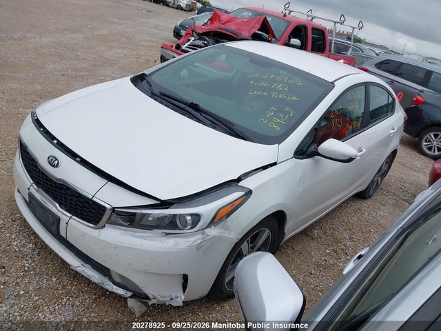 KIA FORTE LX 2018 3KPFL4A79JE216782 Image 2