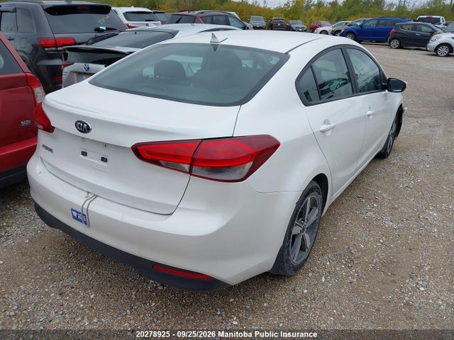 KIA FORTE LX 2018 3KPFL4A79JE216782 Image 4