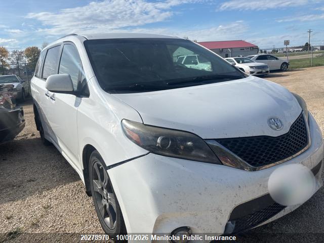 2016 Toyota Sienna Ce V6 მანქანა იყიდება აუქციონზე, vin: 5TDXK3DC2GS706456, აუქციონის ნომერი: 20278970