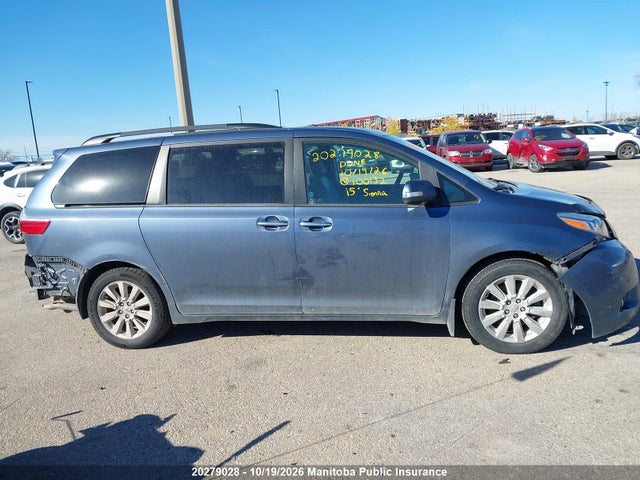 5TDDK3DC1FS100132 Toyota Sienna Xle V6
