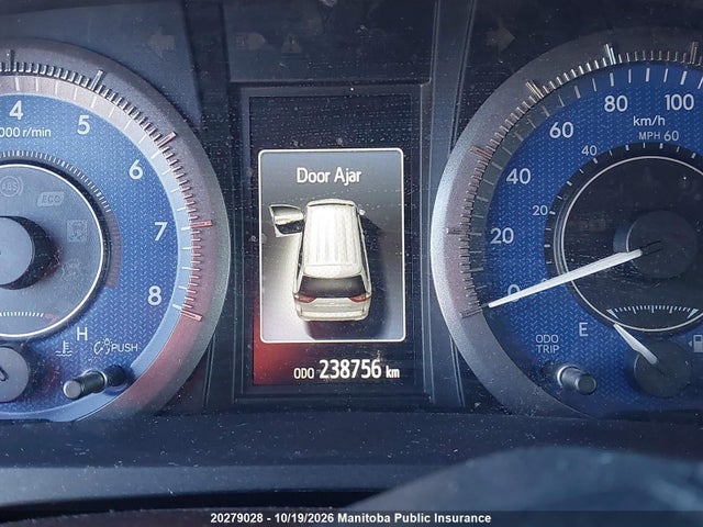 5TDDK3DC1FS100132 Toyota Sienna Xle V6