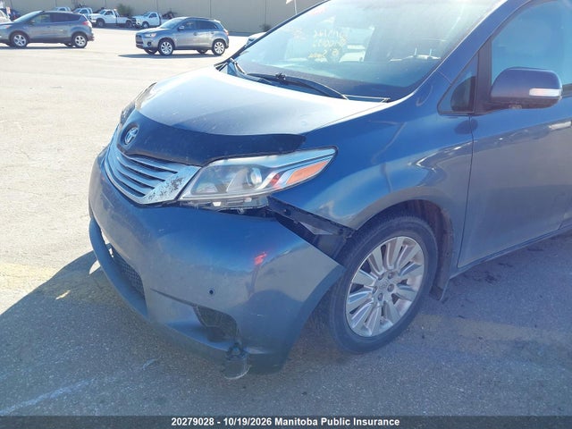 5TDDK3DC1FS100132 Toyota Sienna Xle V6