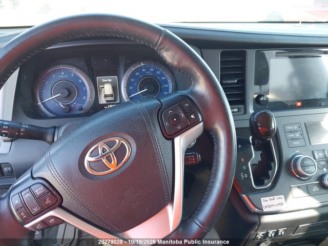 5TDDK3DC1FS100132 Toyota Sienna Xle V6