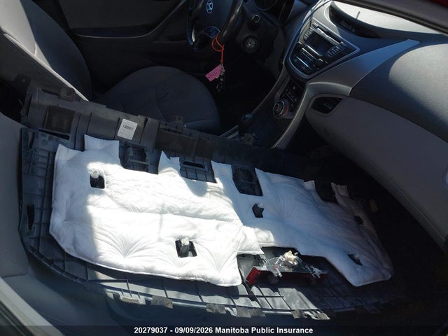 2013 Hyundai Elantra Gl მანქანა იყიდება აუქციონზე, vin: 5NPDH4AE1DH348037, აუქციონის ნომერი: 20279037